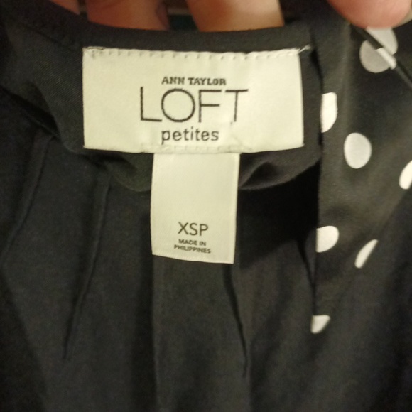 LOFT knit top with attached tie/bow - Picture 7 of 8